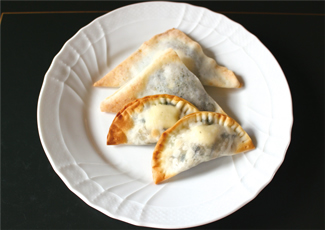 ホウレン草とチーズのスパナコピタ