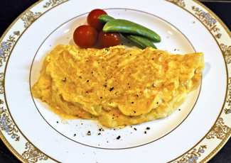 タマネギとチーズのフリッタータ