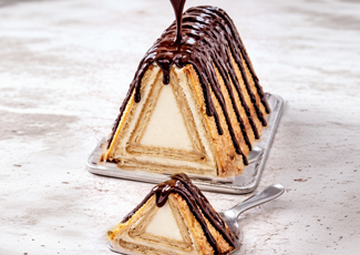 三角ビスケットケーキ